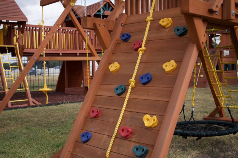 5.5 Jaguar Playcenter | Small Backyard Playsets | Tree Frogs