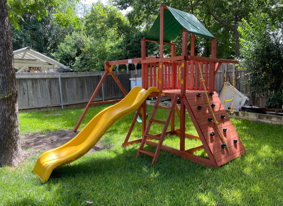 Orangutan Fort – Cedar Swing Set w/ Slide | Tree Frogs