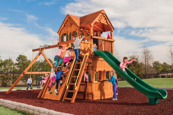 Pg 22 65 MegaDeck Fort Fully Enclosed