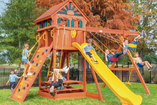 7.4 Bengal Fort Config 2 w/Treehouse Panels