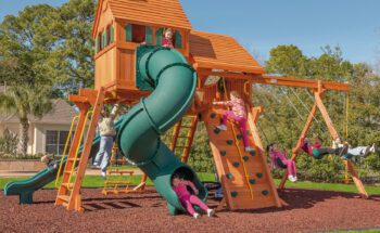 7.4 Jaguar MegaSized Playcenter w/R&R Cabin and Spiral Slide