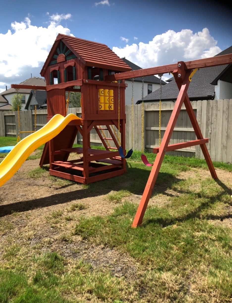 Wooden Swing Sets Professional Installation Tree Frogs Showrooms