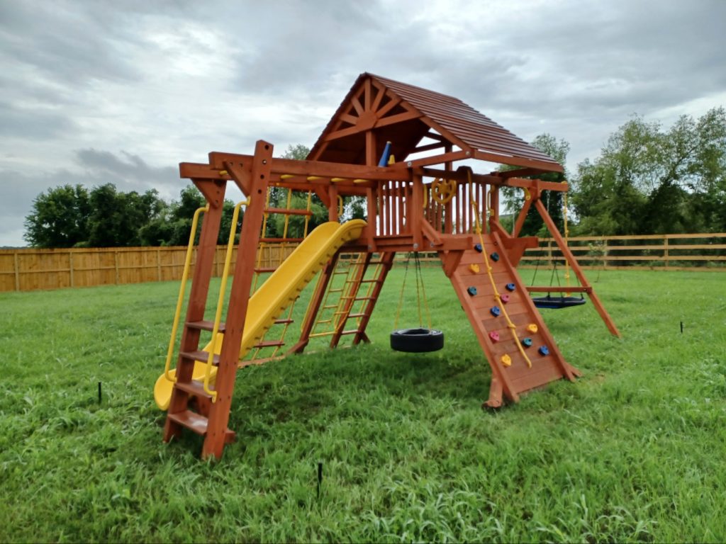 Wooden Swing Sets Professional Installation Tree Frogs Showrooms