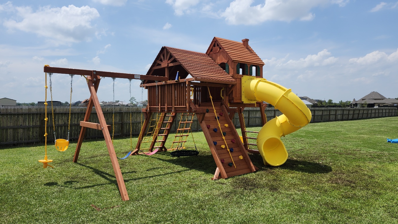 Toucan Playcenter w/Tarp Tree Frogs Showrooms