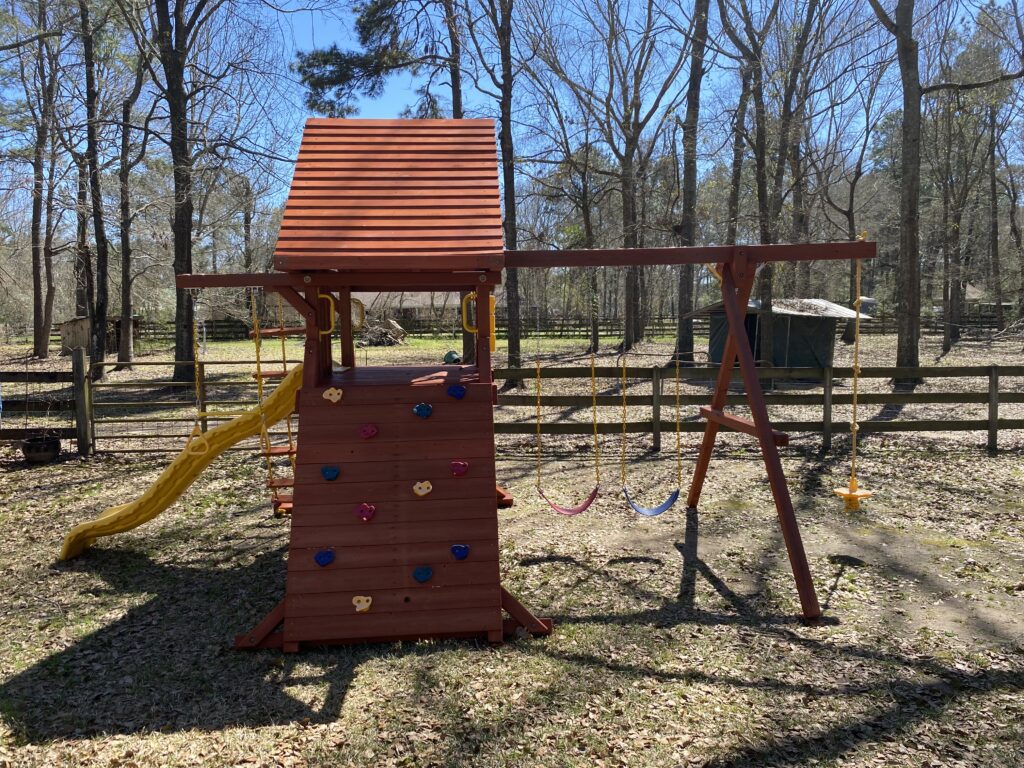 PARROT ISLAND PLAYCENTER 1
