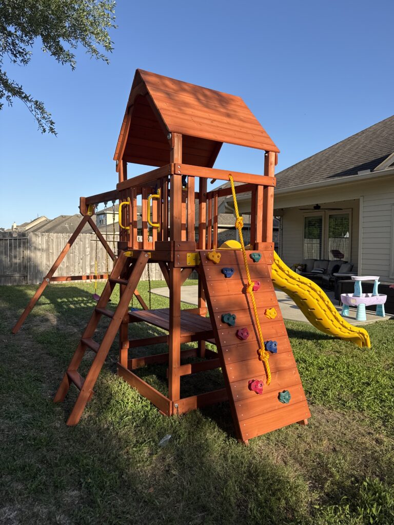 TOUCAN FORT 1