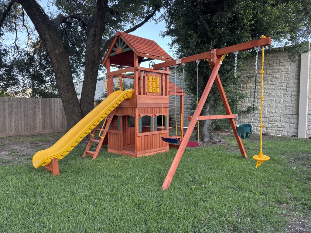 Jersery TX 2 Tree Frogs Swing Sets Install
