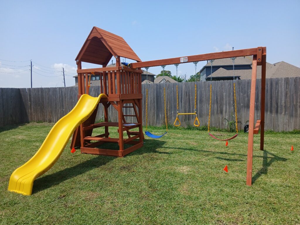 Mont Belvieu TX 1 Tree Frogs Swing Sets Install