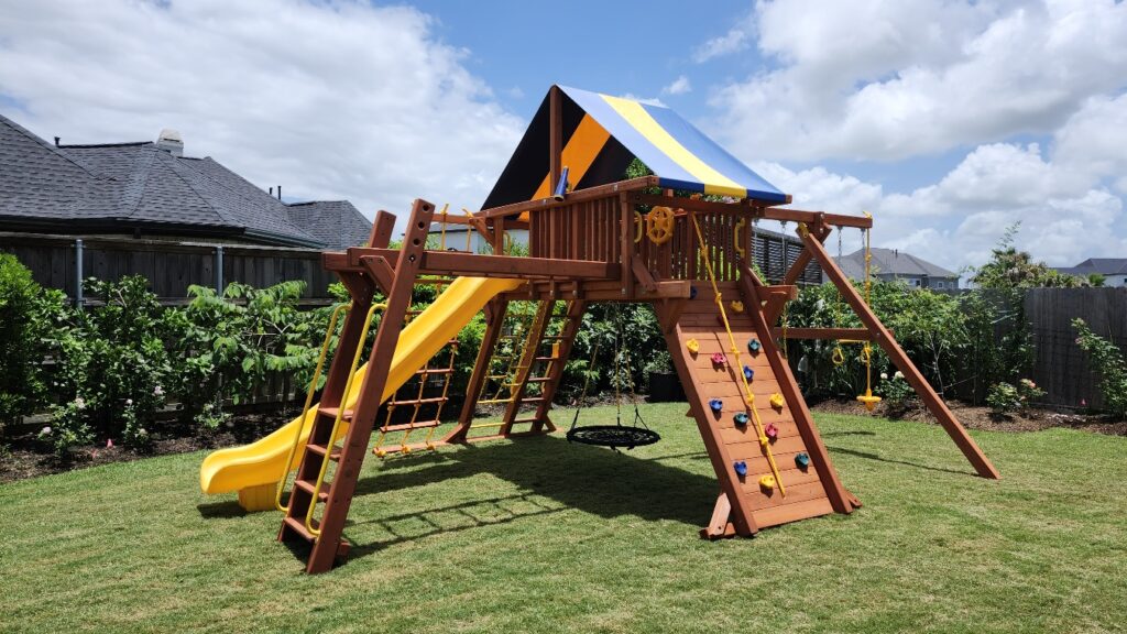 League City TX 1 Tree Frogs Swing Sets Install