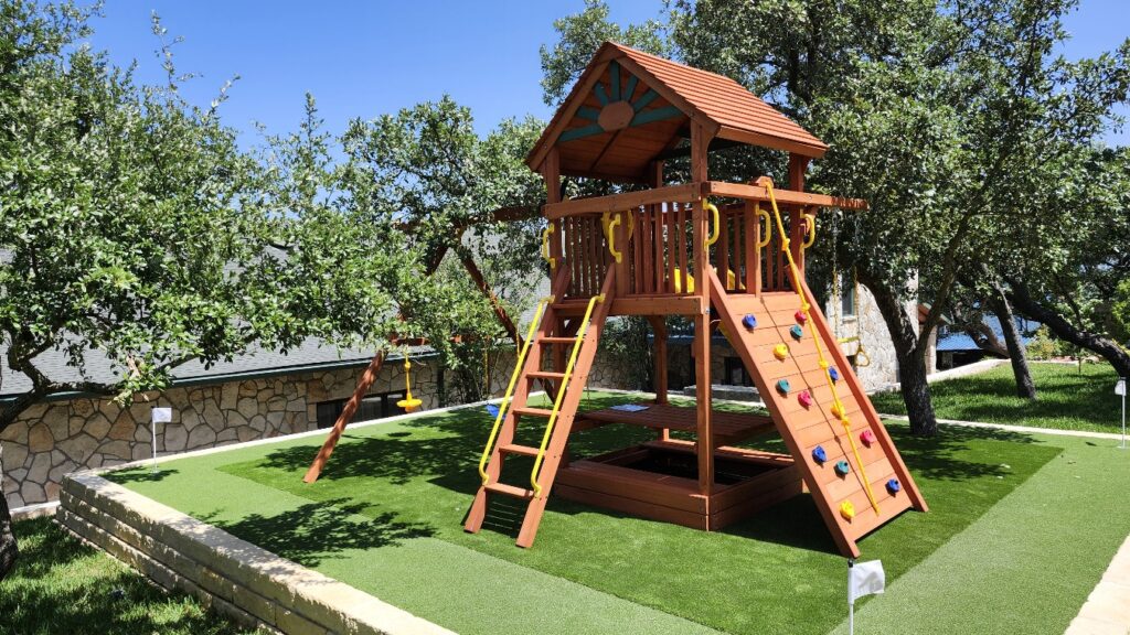Spring TX 1 Tree Frogs Swing Sets Install