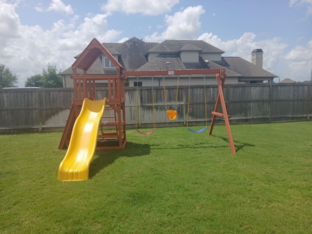 Katy TX 1 Tree Frogs Swing Sets Install