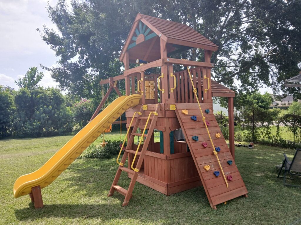 La Porte TX 1 Tree Frogs Swing Sets Install