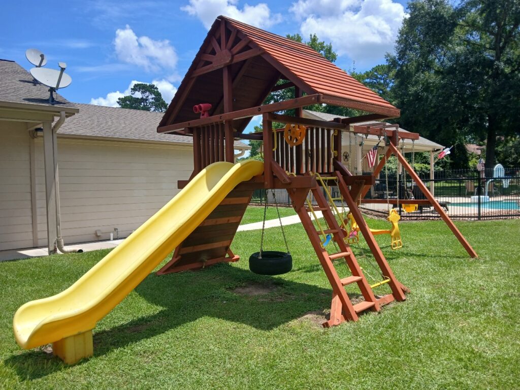 Willis TX 1 Tree Frogs Swing Sets Install