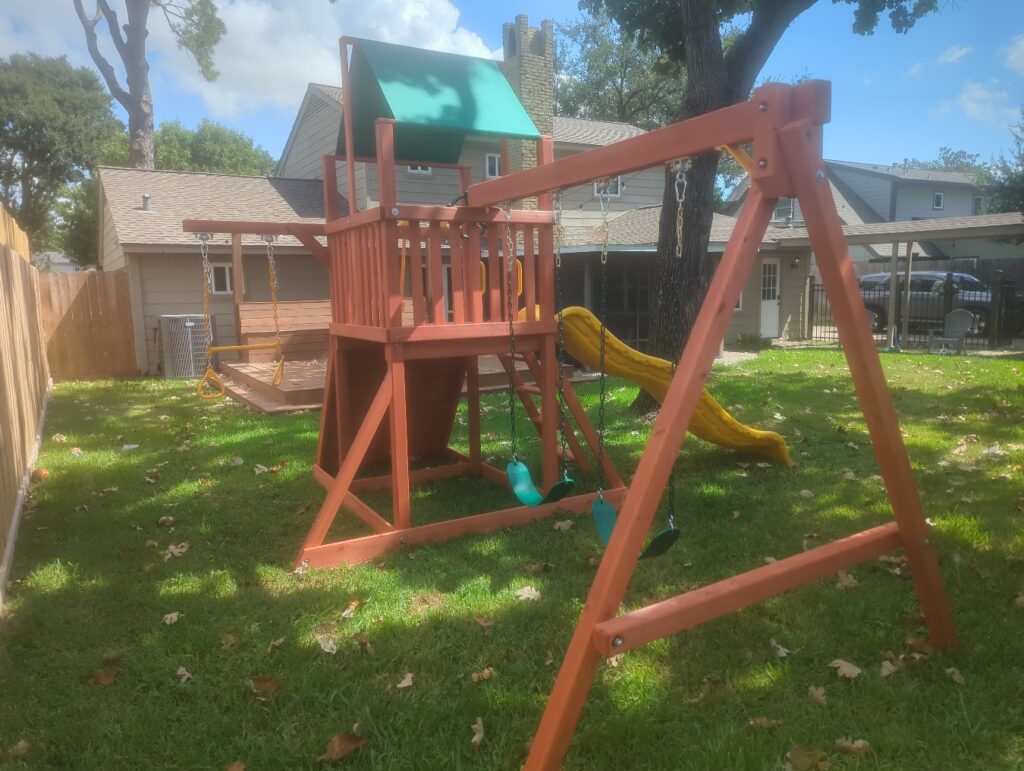 Houston TX 1 Tree Frogs Swing Sets Install