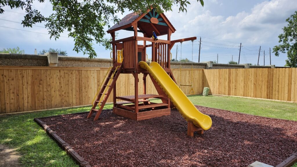 Houston TX 1 Tree Frogs Swing Sets Install