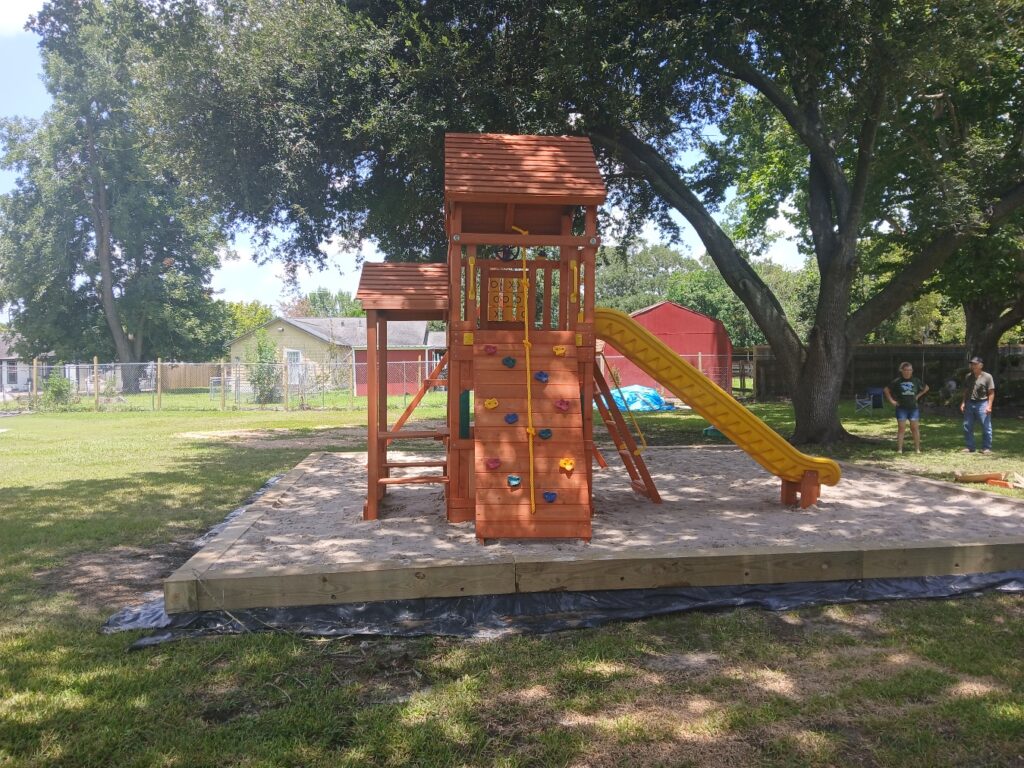 Pasadena TX 2 Tree Frogs Swing Sets Install