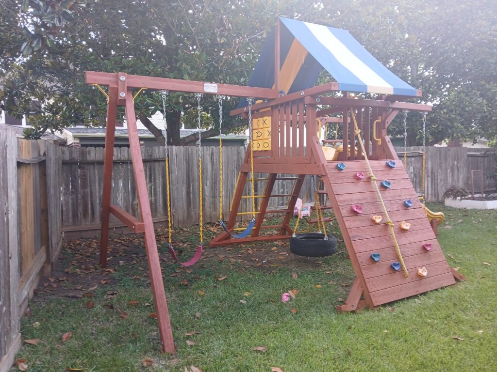 Richmond TX 1 Tree Frogs Swing Sets Install