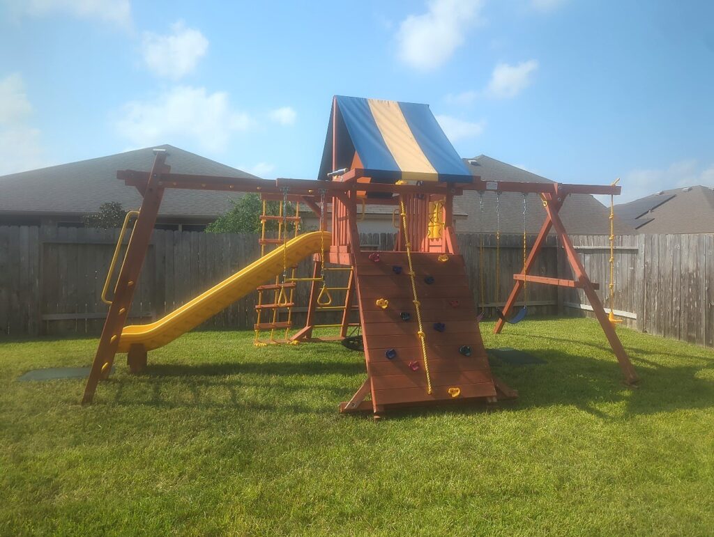 Katy TX 1 Tree Frogs Swing Sets Install