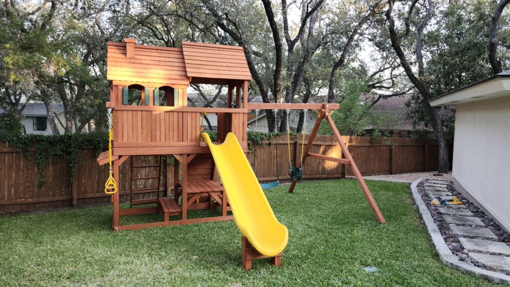 Austin TX 1 Tree Frogs Swing Sets Install