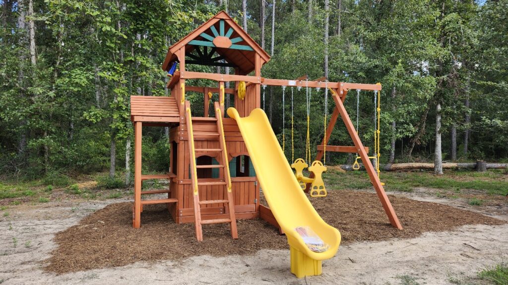Dayton TX 1 Tree Frogs Swing Sets Install