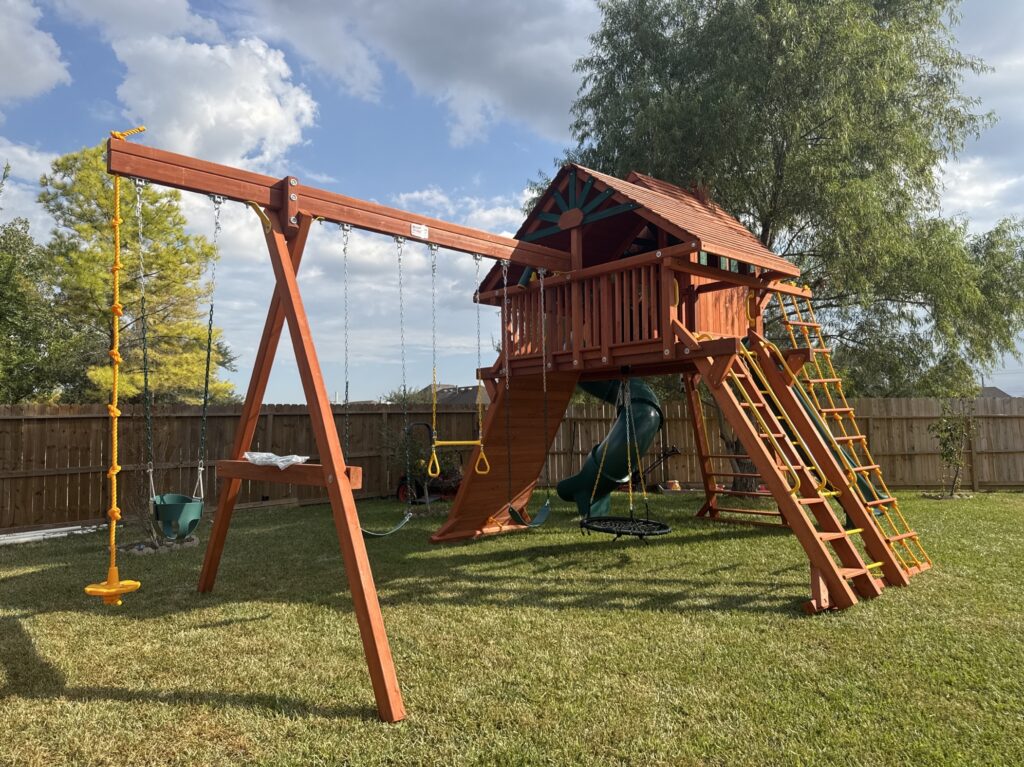 Houston TX 1 Tree Frogs Swing Sets Install