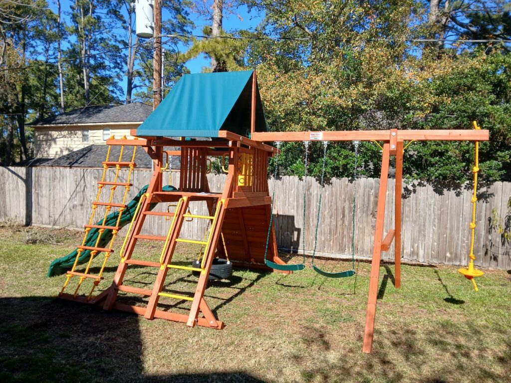 Houston TX 4 Tree Frogs Swing Sets Install