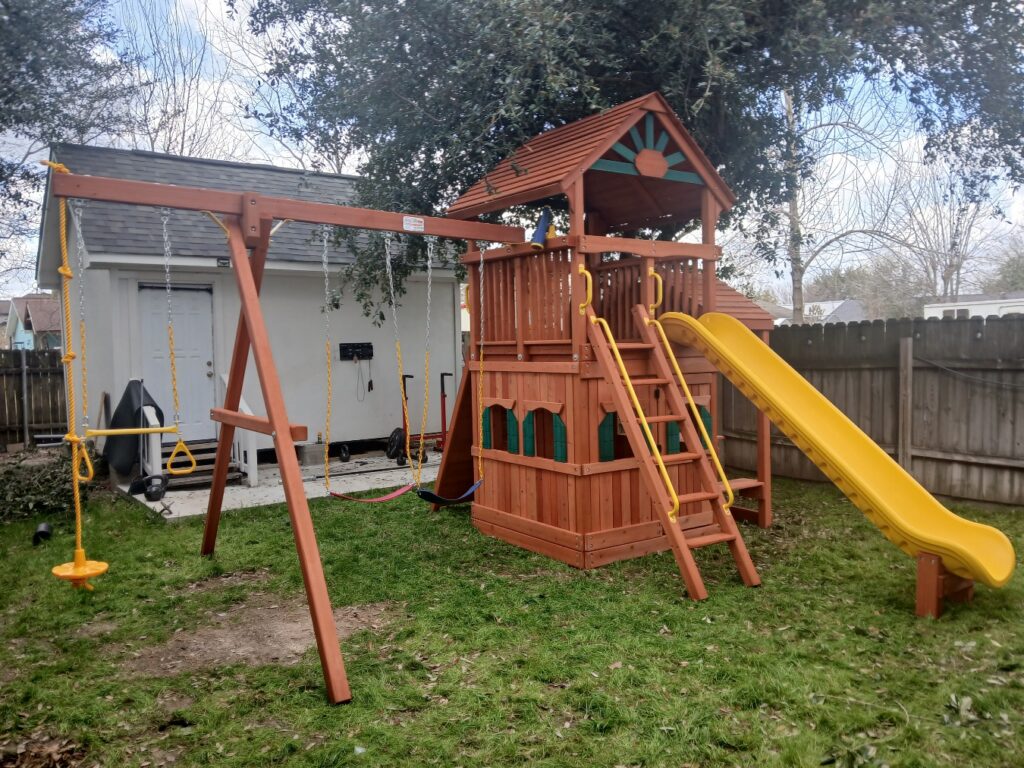 Houston TX 7 Tree Frogs Swing Sets Install