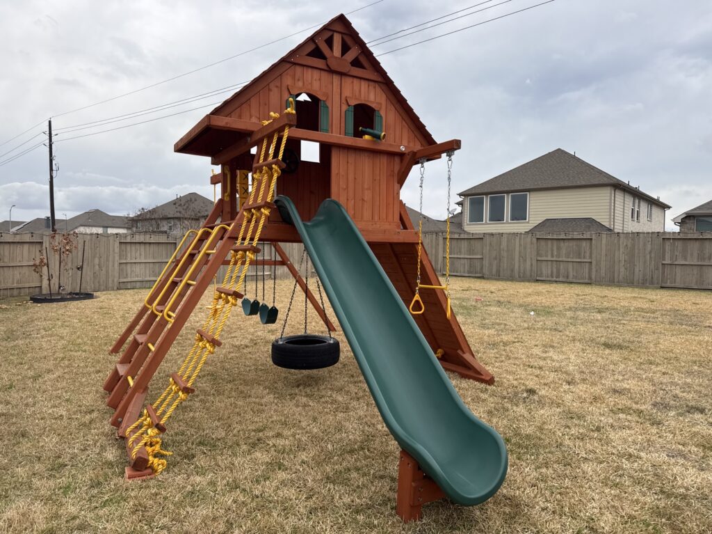 Spring TX 1 Tree Frogs Swing Sets Install