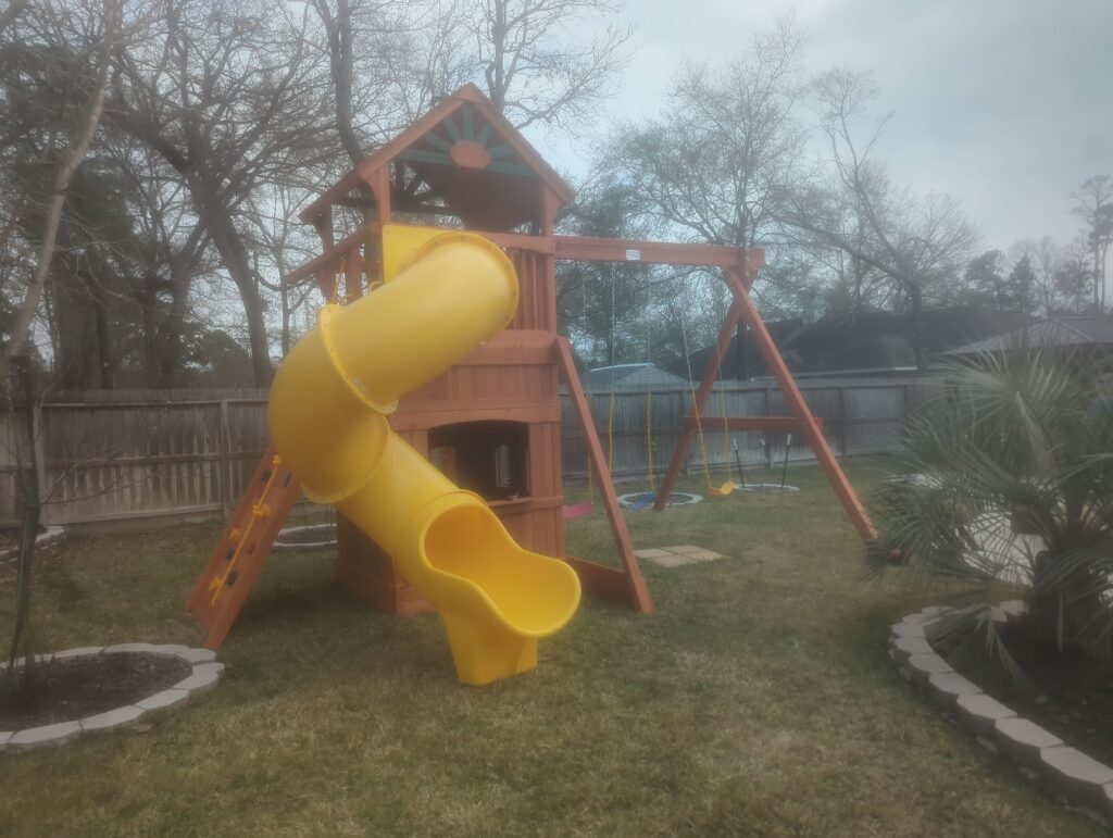 Spring TX 1 Tree Frogs Swing Sets Install