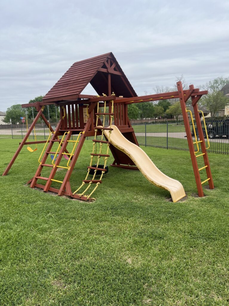 Missouri TX 3 Tree Frogs Swing Sets Install