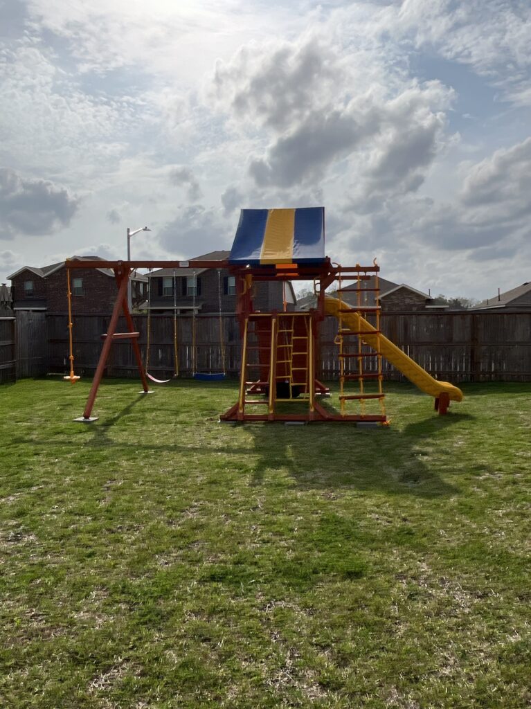 New Caney TX 2 Tree Frogs Swing Sets Install