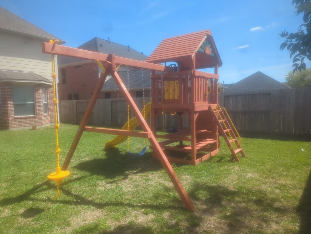 Pearland TX 1 Tree Frogs Swing Sets Install