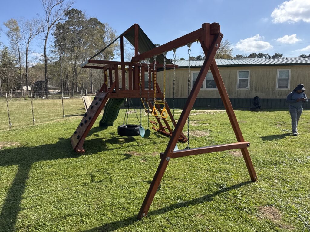 Splendora TX 2 Tree Frogs Swing Sets Install