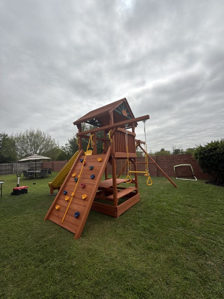 Sugar Land TX 1 Tree Frogs Swing Sets Install