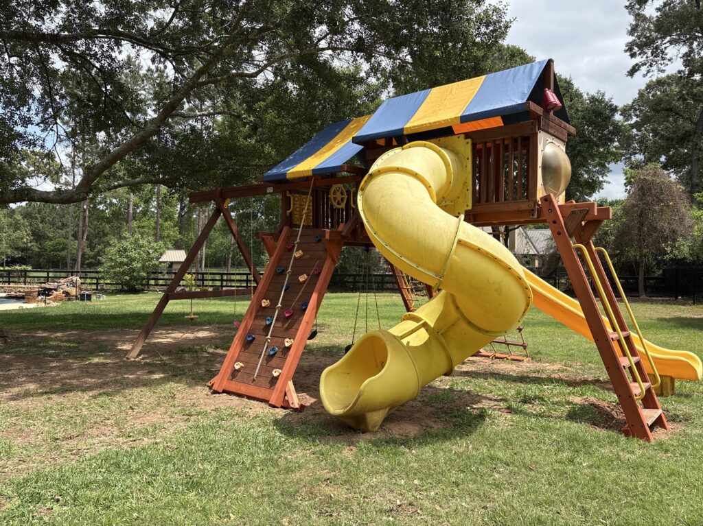 Tomball TX 1 Tree Frogs Swing Sets Install