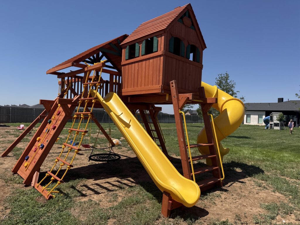 Amarillo TX 1 Tree Frogs Swing Sets Install
