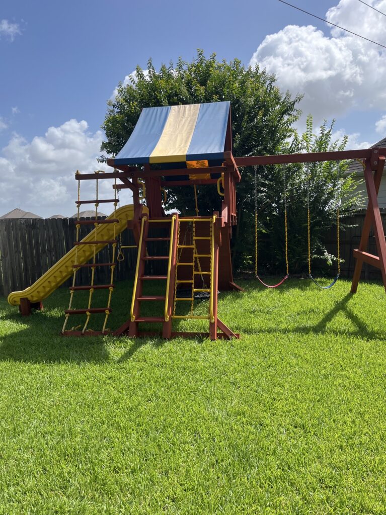 Ruchmond TX 1 Tree Frogs Swing Sets Install