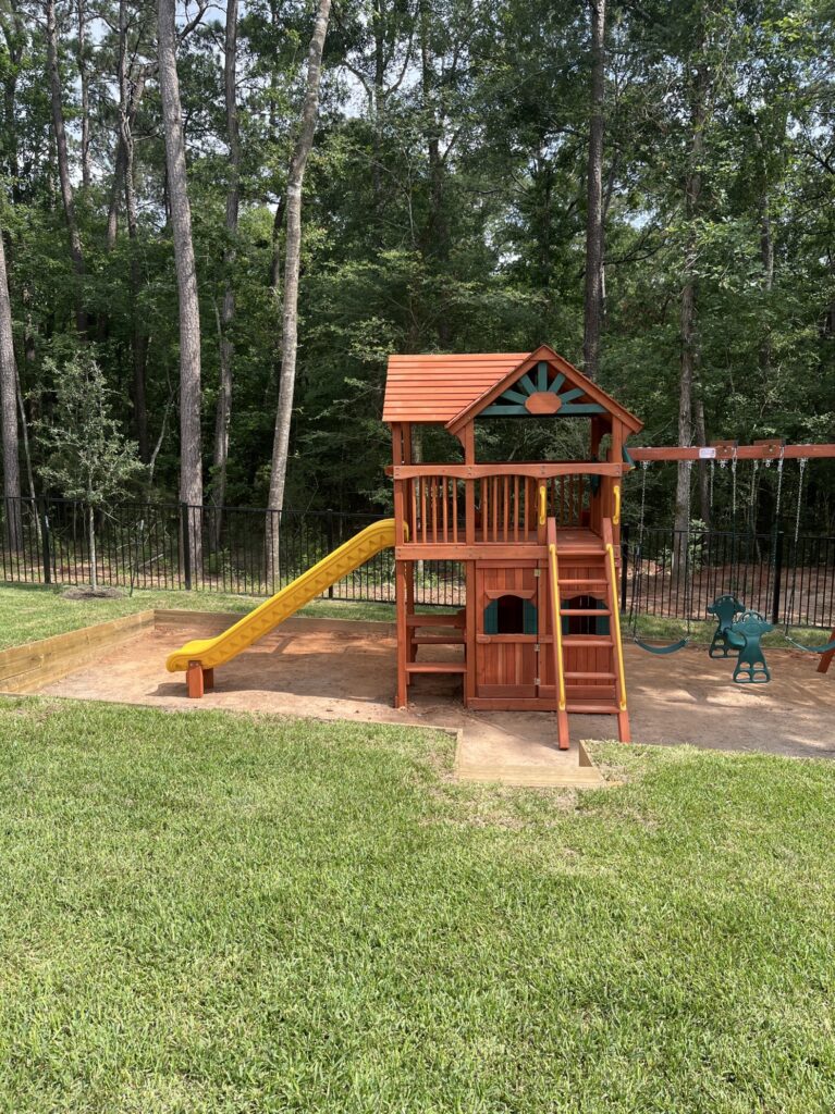 Willis TX 1 Tree Frogs Swing Sets Install