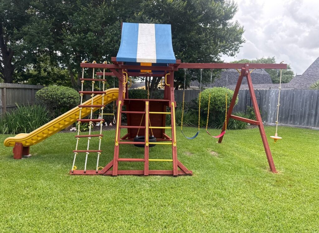 pasadena TX 1 Tree Frogs Swing Sets Install