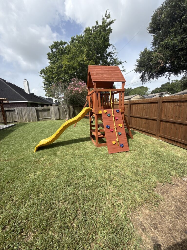 rosenberg TX 1 Tree Frogs Swing Sets Install