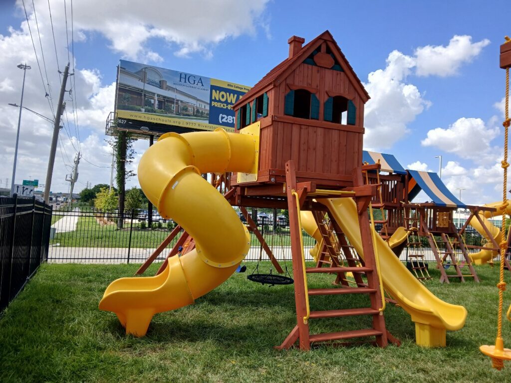 Houston TX 1 Tree Frogs Swing Sets Install