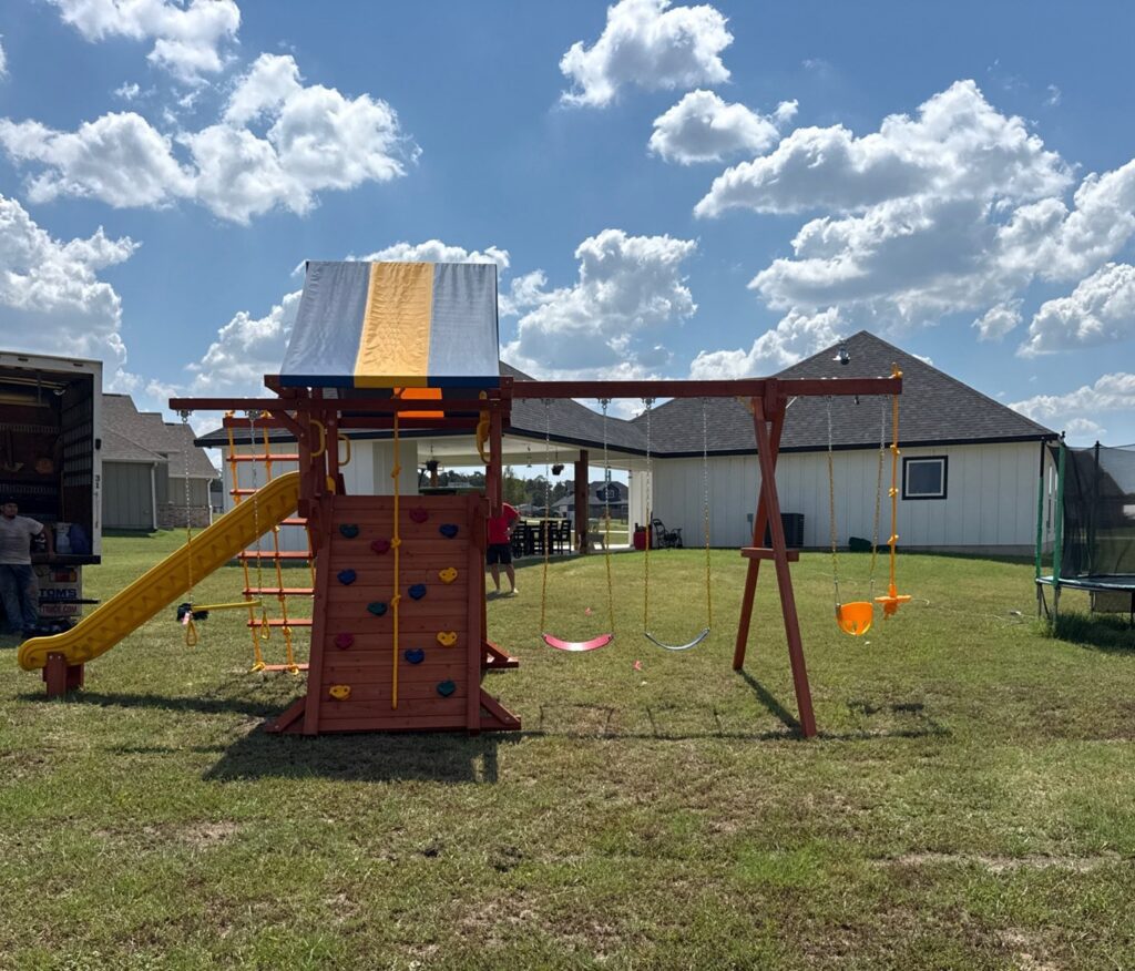 Franklin TX 1 Tree Frogs Swing Sets Install