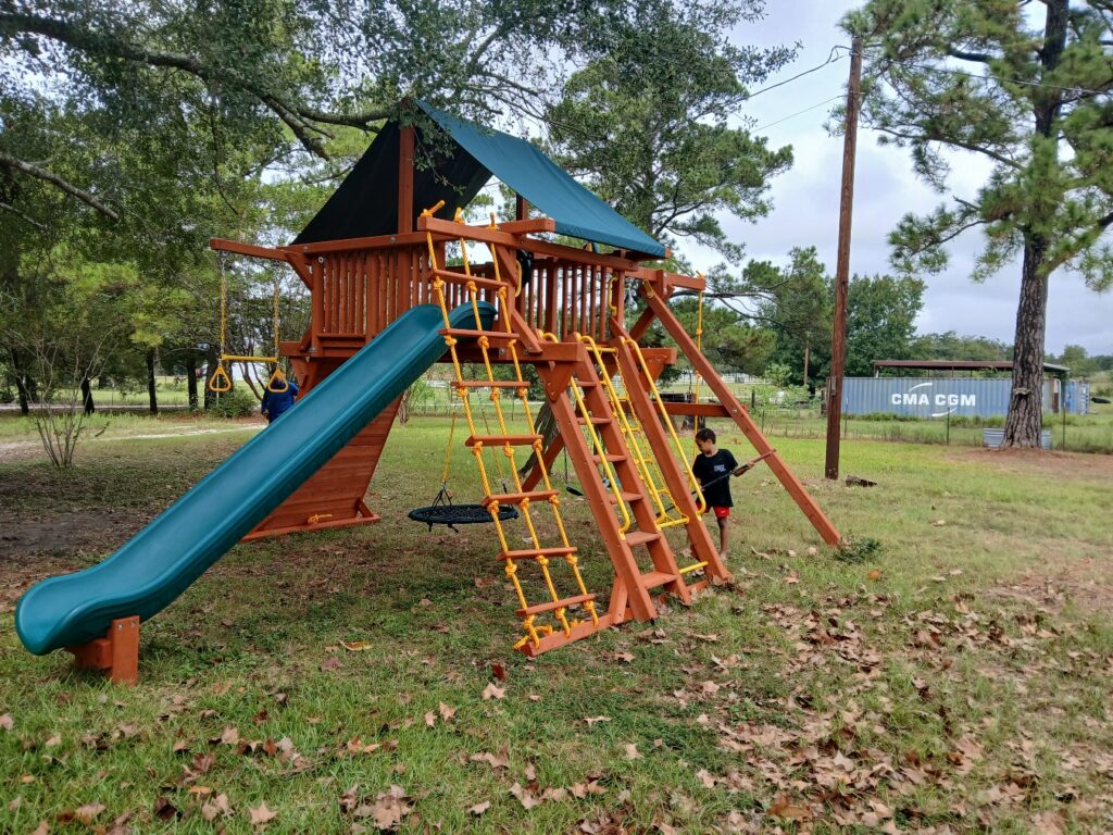 Bedias TX 1 Tree Frogs Swing Sets Install