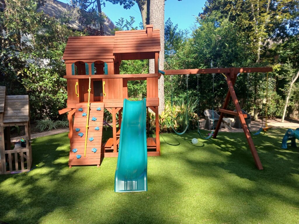 Houston TX 1 Tree Frogs Swing Sets Install